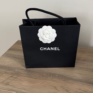 Chanel shopping bag